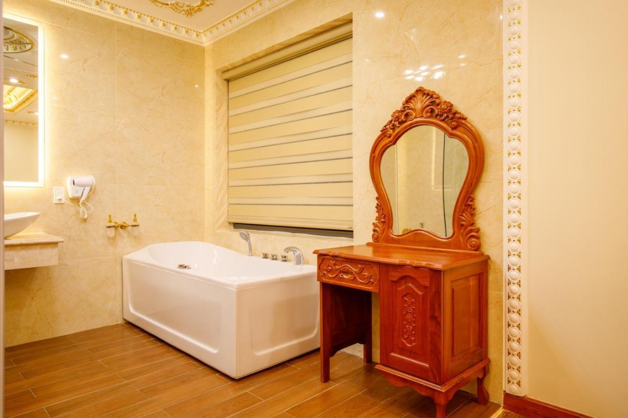 Tri Tam Hotel - Khach San Tri Tam Ben Luc Luaran gambar